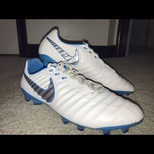 Soccer cleats Legend 7 PRO FG